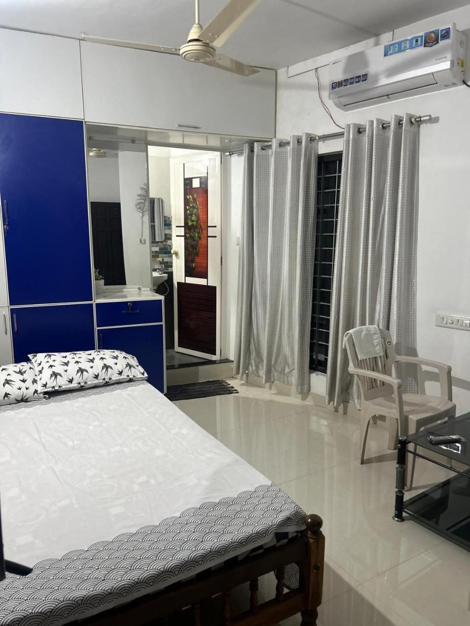 Chaithritha Ladies Homestay Thiruvananthapuram Zewnętrze zdjęcie
